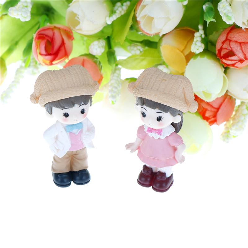 2PCS Exquisite Figurine Fairy Garden Decor Micro Landscape Decoration Couple with Hat Resin Miniature