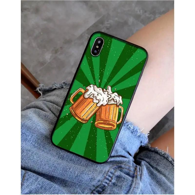 Чехол для мобильного телефона iPhone15 Pro, мужской чехол для мобильного телефона с пивной чашкой и пеной, отправляется от имени других, окрашен и защищен от падений.