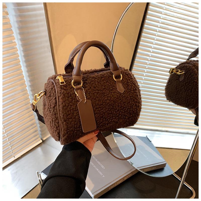 Осень и зима новая нишевая сумка женская плюшевая сумка-подушка повседневная портативная на плечо сумка-мессенджер