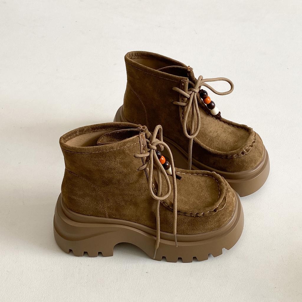 Korean Version of Fashion Design Sense Versatile Thick-soled Martin Boots Women's Autumn and Winter 2025 New Outer Wear Lace-up Short Boots