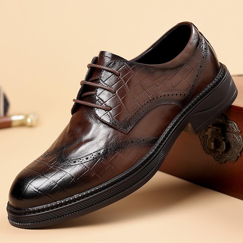 2026 Brand Business Casual Leather Shoes Oxfords Shoes for Men Brown Black Business Lace-up Office Brogue Pointed Dress Shoes