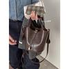 Autumn retro portable vegetable basket bag women's 2025 new fashion simple bucket bag versatile messenger bag