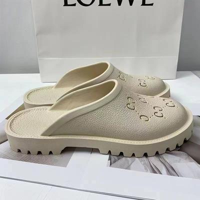 Баотоу полутапочки женские для улицы 2 лето новые на толстой подошве обувь с отверстиями универсальные ленивые туфли на один шаг