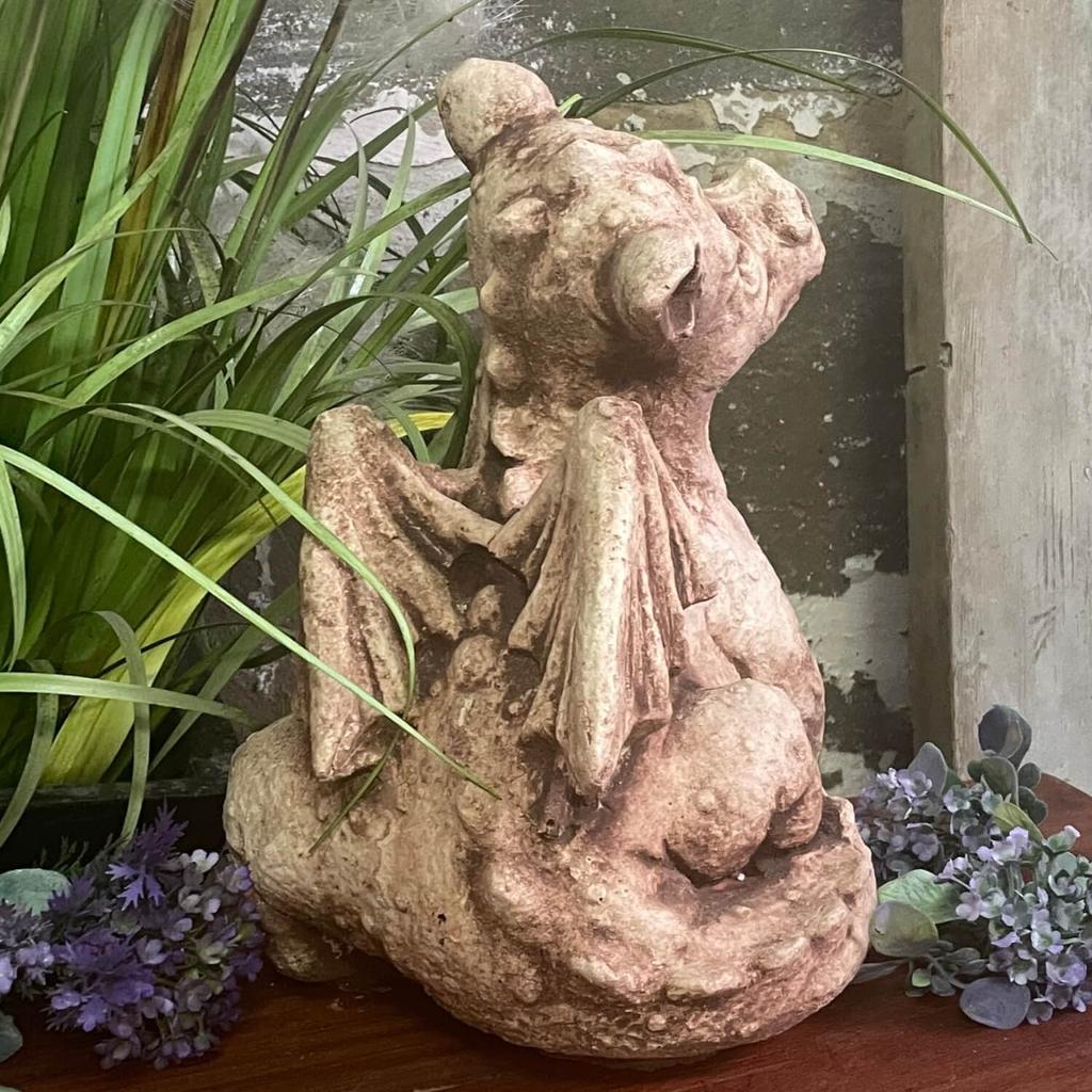 Garden figures - humble dragon concrete figure