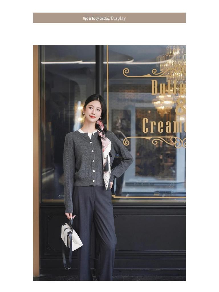 Женский шерстяной кардиган в студенческом стиле, начало осени 2024 г.: Классический свитер с длинным рукавом для повседневных поездок на работу.