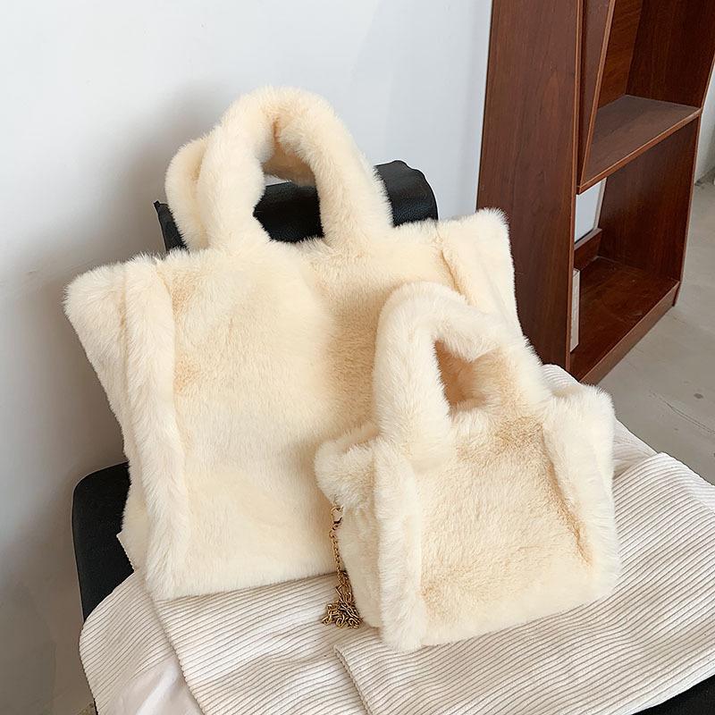 Large Plush Tote Faux Fur Shoulder Bag Winter Fluffy Women Designer Handbags Warm Soft Crossbody Bags for Women Shopper Purses