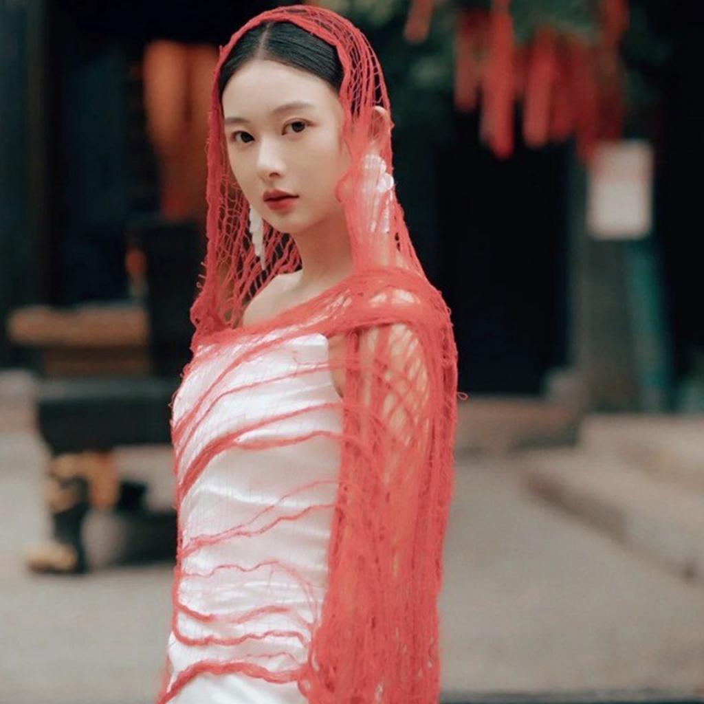 Fashionable Mesh Shawl Distressed Neck Scarf Soft and Elegant Netted Shawl Shoulder Wrap for Daily Use and Formal Event