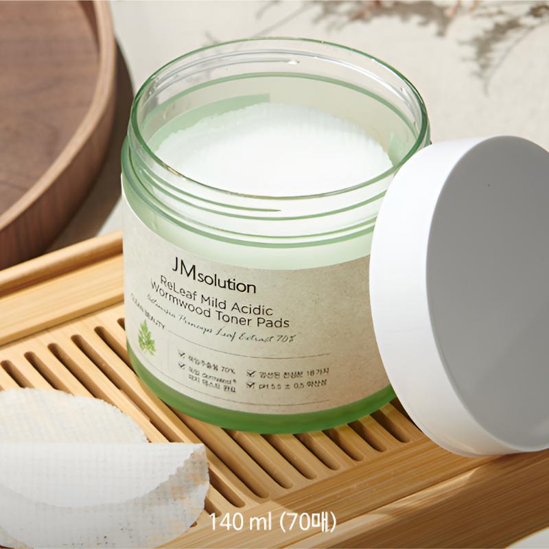 [JMSOLUTION] Releaf Mild Acidic Wormwood Toner Pads 140ml 70pcs