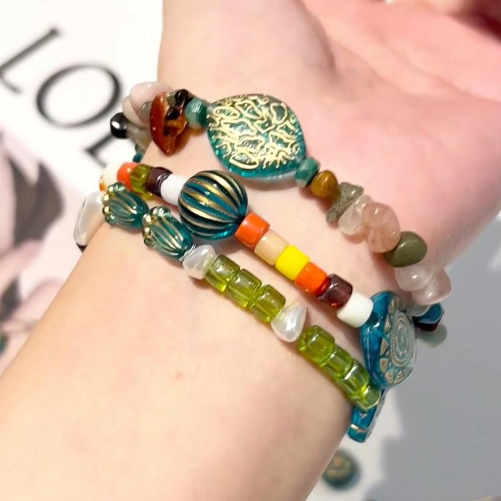 Золотые бусины в стиле барокко в стиле ретро, ​​акриловые бусины разных стилей для изготовления ювелирных изделий, очаровательное украшение «сделай сам»