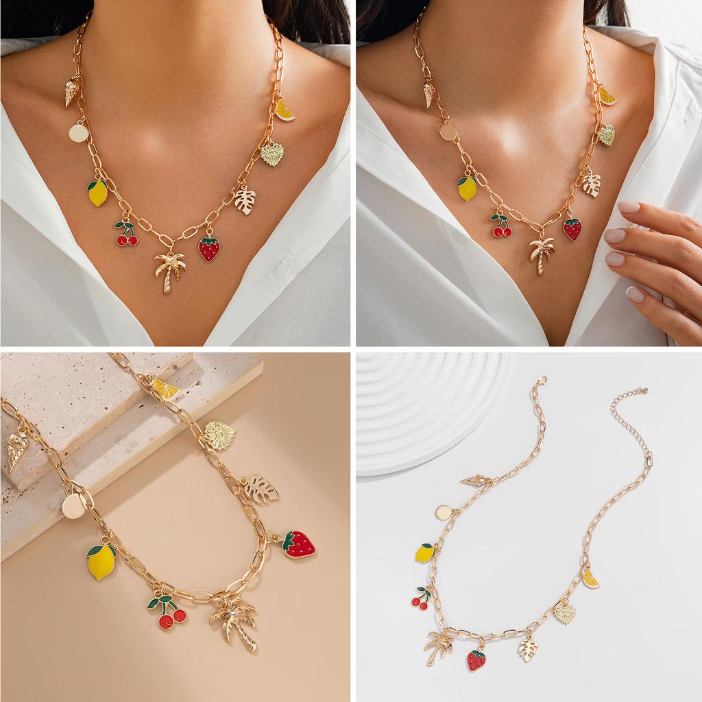 Elegant Shell Crosses Necklace Jewelry Accessory for Women with Gold Charm and Bohemians Summer Seashells Designs