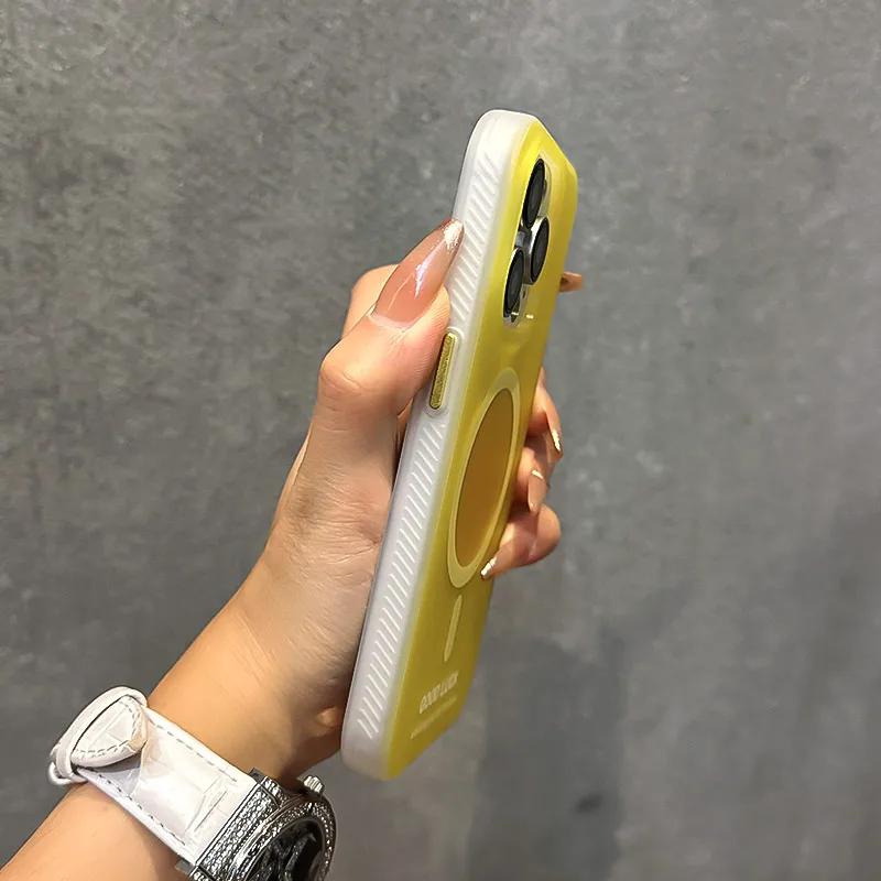 Модный чехол MagSafe конфетного цвета для iPhone 15 15Pro Max 14 13 Pro 12 11 матовая беспроводная зарядка противоударная задняя крышка