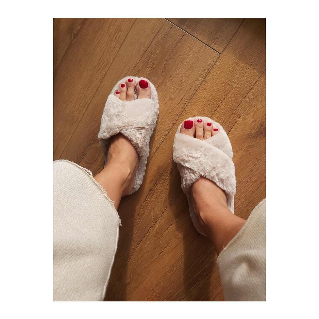 Бело-кремово-бежевые пушистые домашние тапочки