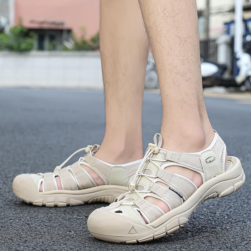 Модные летние удобные сандалии с мягкой подошвой, брендовые повседневные уличные нескользящие мужские кожаные сандалии, мужские ретро дышащие пляжные туфли с перфорацией