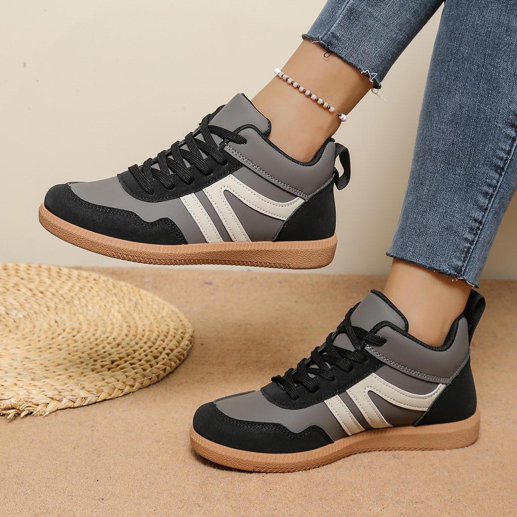 New Style Women's Lightweight Lace Up Sports Shoes 2025 Anti-Slip Casual Wear Flat Bottomed Fall Thick Soled Women Single Shoes