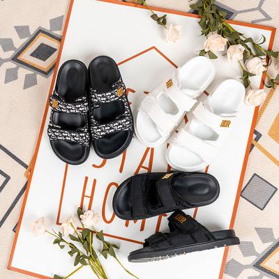 Женская обувь – Сандалии