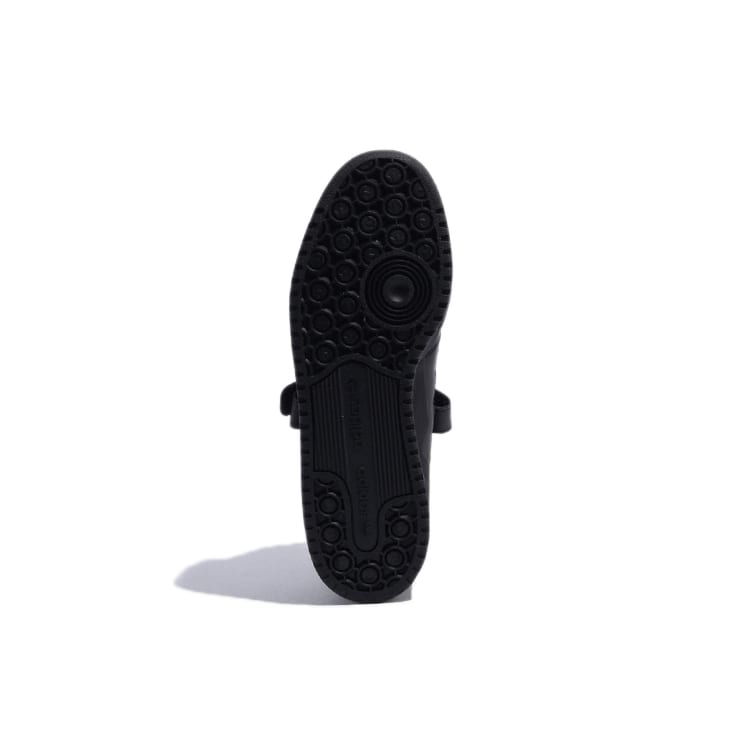 Форум Adidas Originals Low 'Triple Black' GV9766