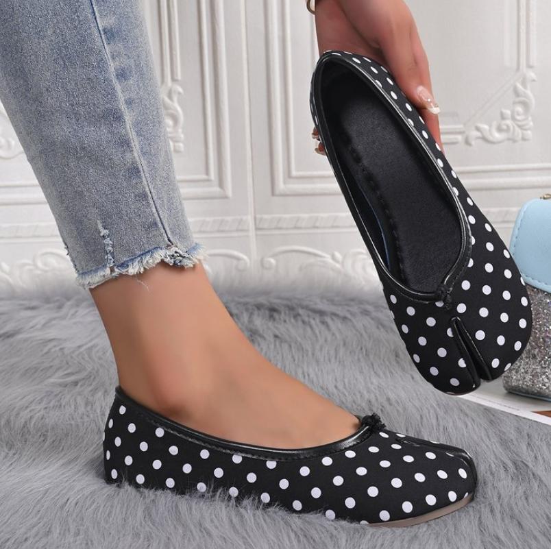 Женские летние и весенние туфли на плоской подошве Шлепанцы с носком-поросенком Обувь для ленивых Лошадиный копыто Резиновый верх Однотонные туфли Осенние балетки Обувь