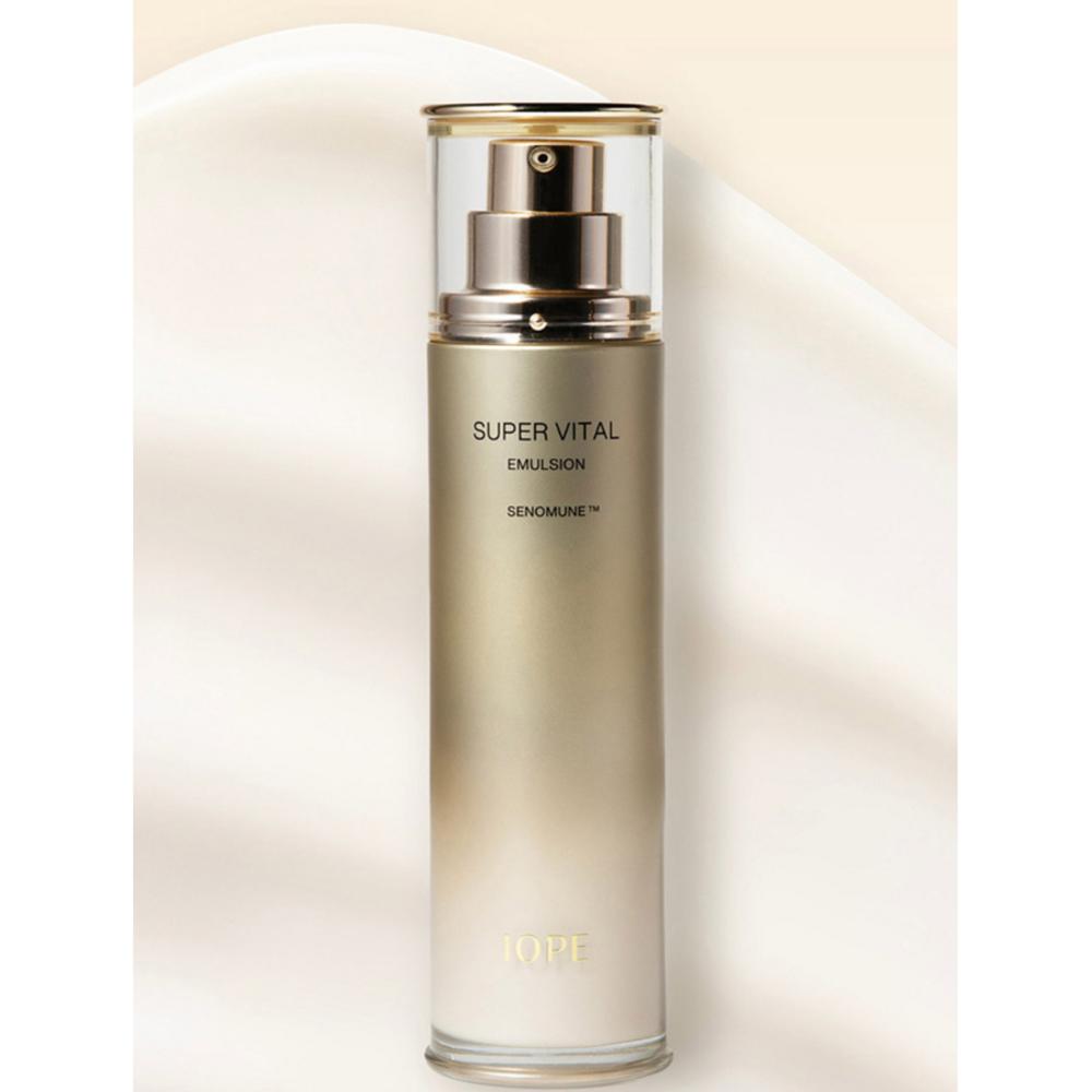 Iope Базовый план Super Vital из 2 частей + набор образцов из 5 частей
