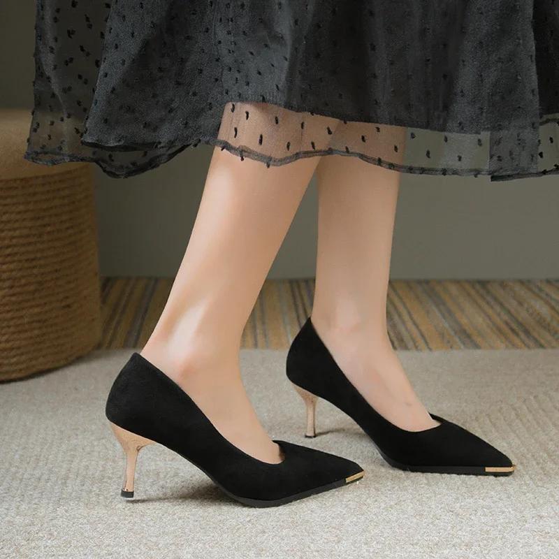 Женские элегантные туфли на высоком каблуке, с металлическим носком, заостренным носком, с неглубоким вырезом, черные, замшевые, весенне-осенние, повседневные, универсальные женские туфли