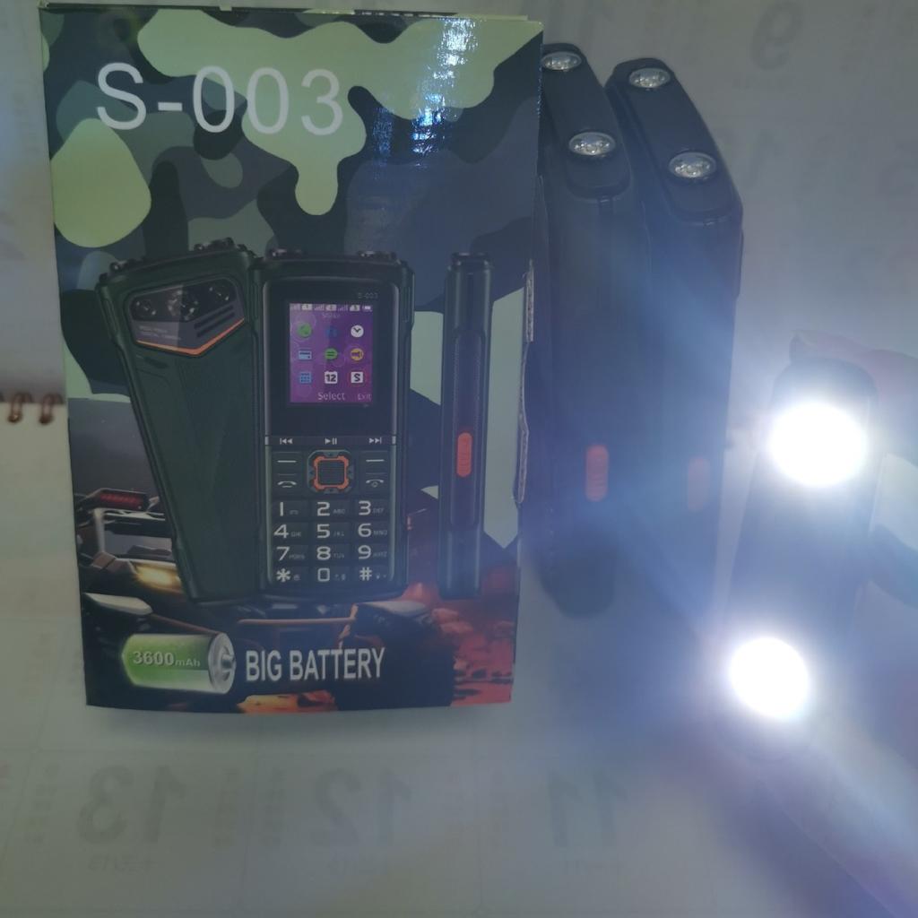 Не-умный прямой телефон для пожилых людей с двумя картами и функцией 2g