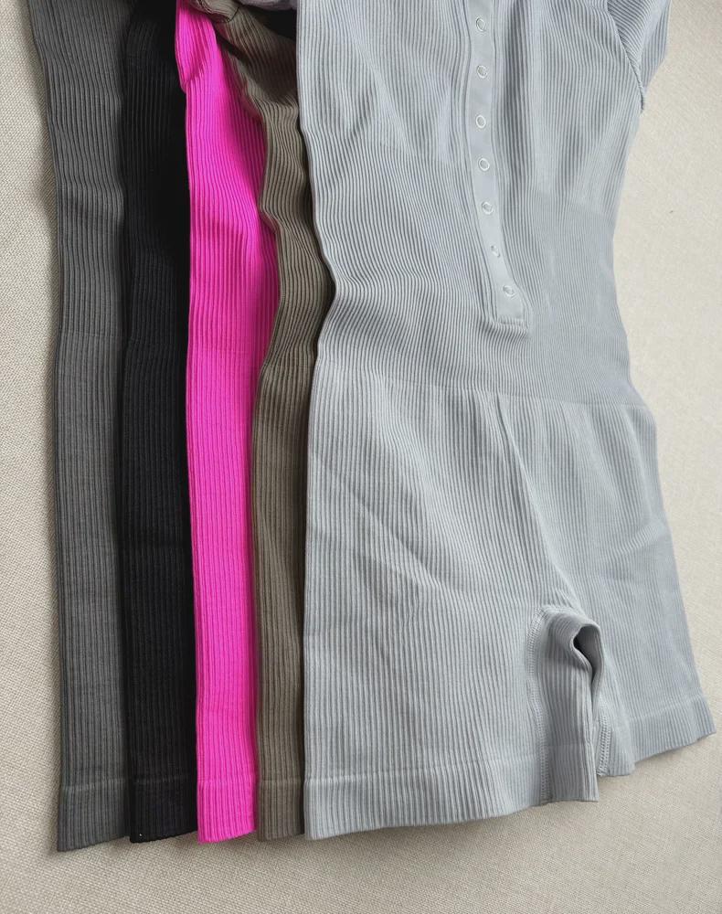 Женский комбинезон для йоги Cross-Border OQQ с воротником-стойкой и спортивными шортами на талии