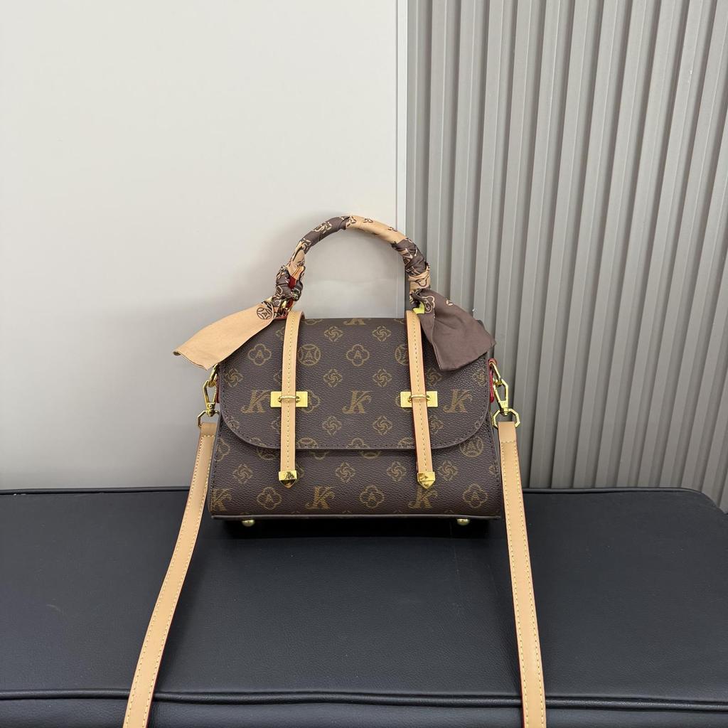 New Women's Bag Fashion Style Letter Old Flower Messenger Bag Portable Shoulder Oblique Span Bag