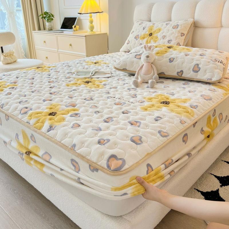 New Soybean Antibacterial Class a Milk Fiber Fitted Sheet Quilted Bedspread Non-Slip Household Dustproof Protective Cover Thickened Mattress