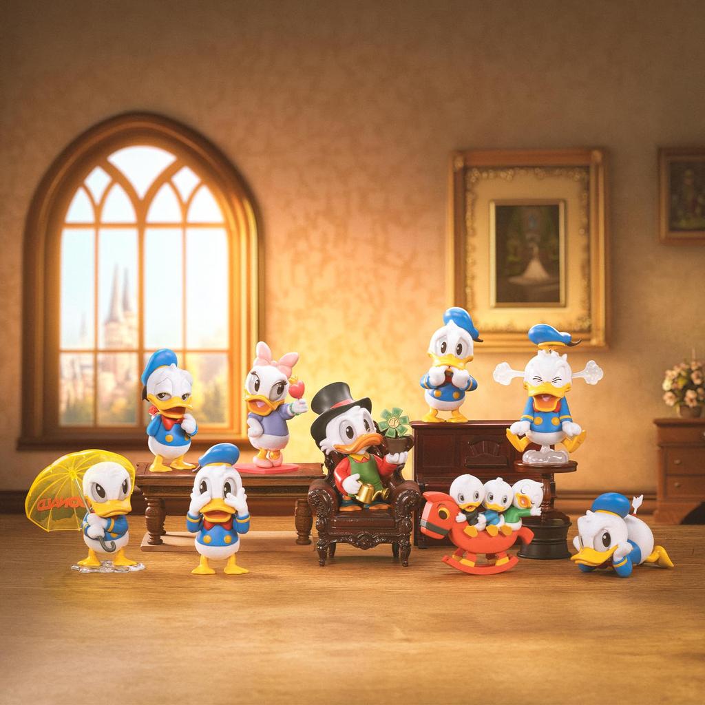 52TOYS DONALD DUCK CLUB Series Blind Box Trading Figure Collection Figure Painted Gacha Gacha Desktop Decoration Doll Toy Toy Perfect for Disney Anime