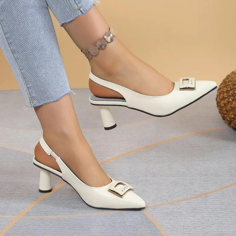 2024 New Women's Shoes Pointed Toe Comfortable Low Heel Back Strap Thick Heel Spring and Autumn Versatile Women's Shoes