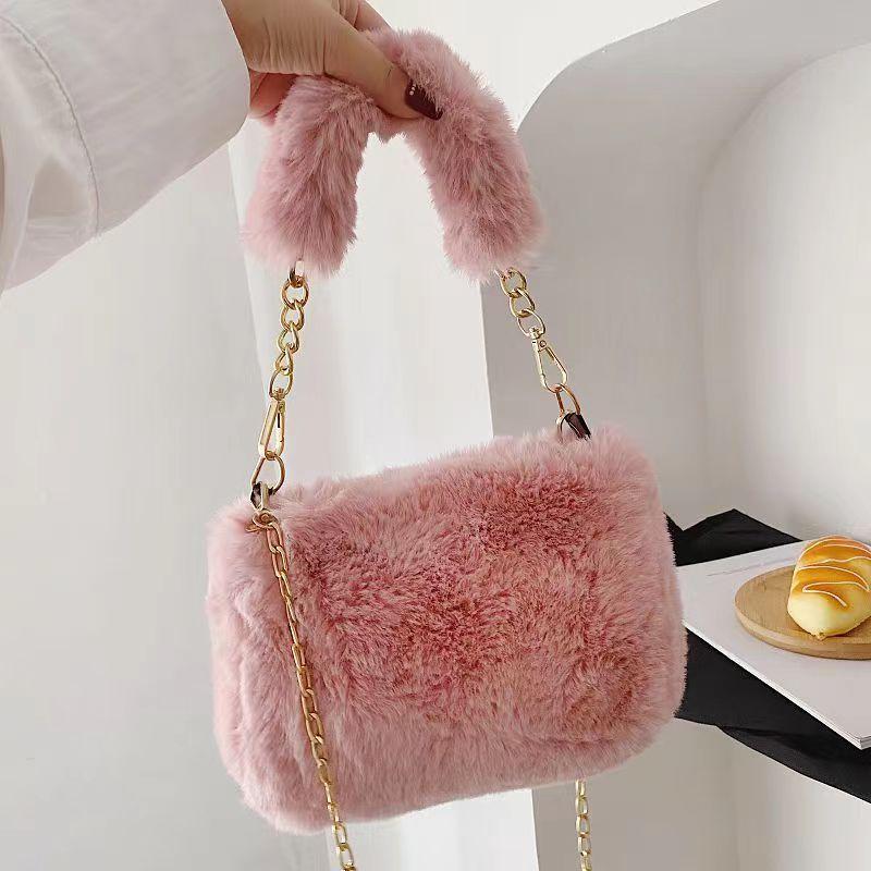 Fashion Women Handbags Winter Furry Ladies Soft Plush Clutch Purse Shoulder Bags Fashion Female Cherry Pendant Messenger Bag