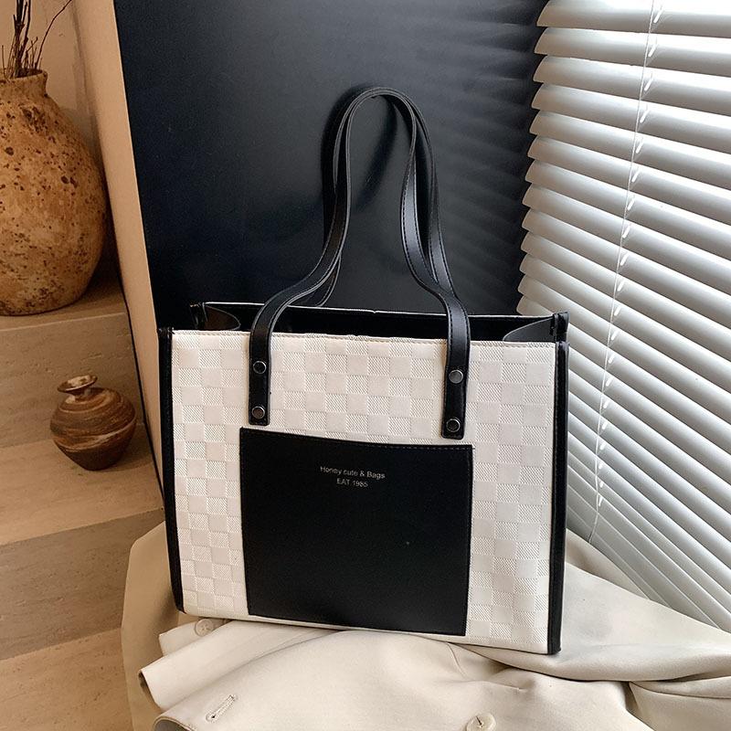 Сумка премиум-класса большой вместимости женская новая весенне-летняя сумка на плечо/подмышку повседневная дорожная сумка-тоут