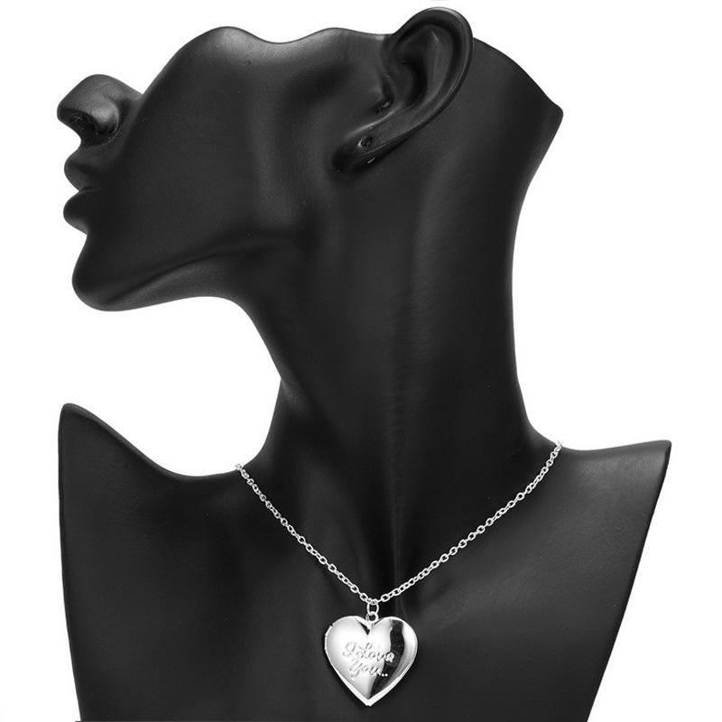 1PC Love Heart DIY Photoframe Openable Necklace Charm Vintage Necklace Pendant Photo Picture Locket Carved Heart