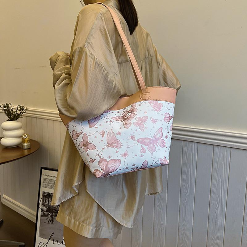 Fashionable Street Style Womens Tote Bag Large Capacity Versatile Daily Shoulder Bag