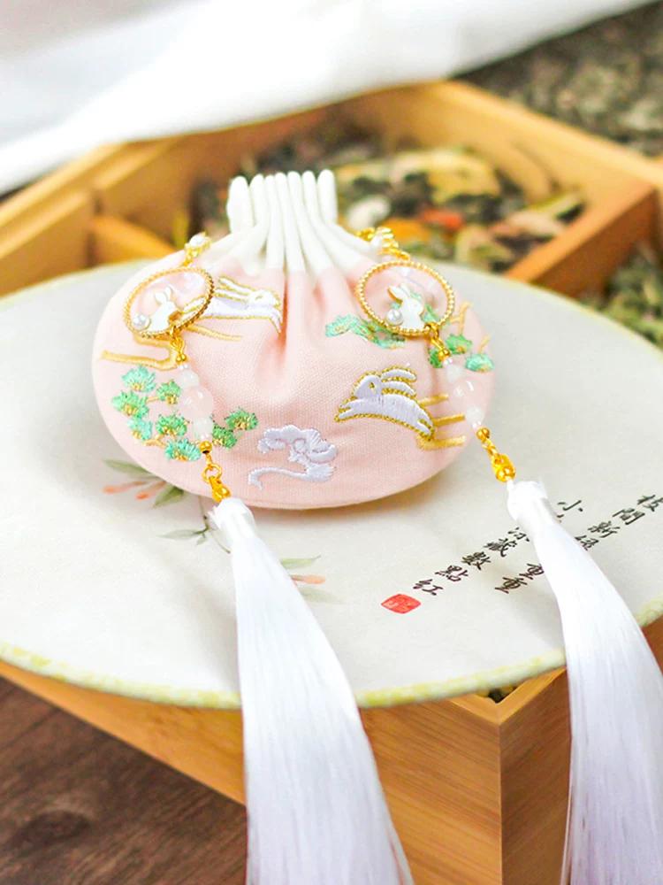 Empty Sachet for the Qixi Festival, Portable Mugwort Herbal Mosquito-Repellent Incense Bag, Traditional Chinese Style Hanfu Accessory, New