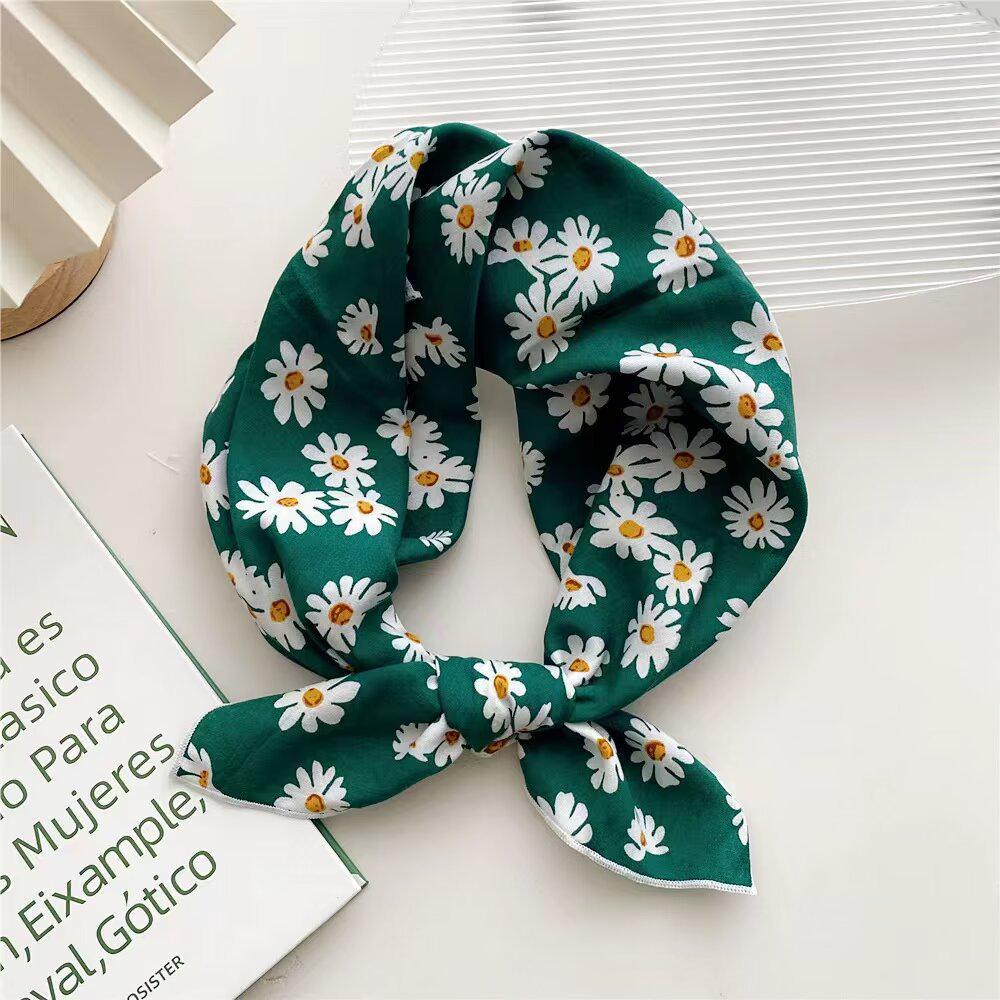 Retro Green Floral Small Silk Scarf - Korean Style Women's Versatile Autumn/Spring Accessory, Thin Square for Neck or Headband