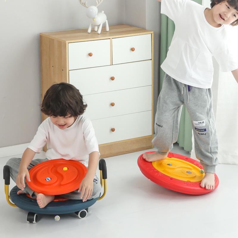 Детский сенсорный тренировочный самокат и набор балансировочных дисков