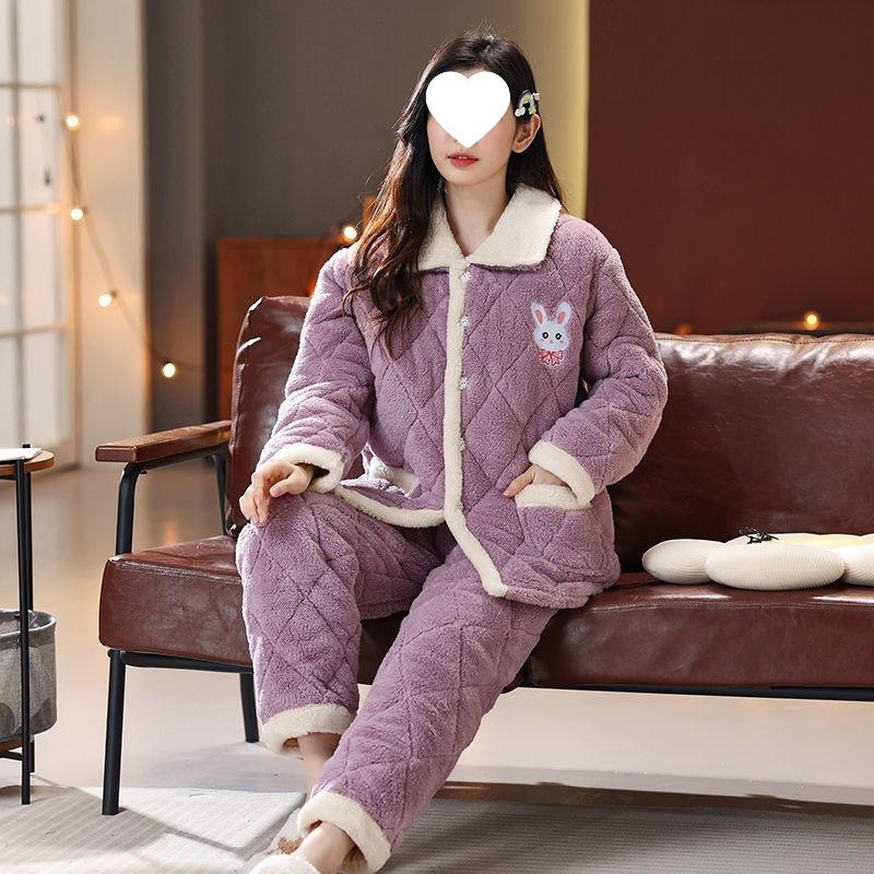 Пижама женская трехслойная утолщенная и милая зимняя можно носить больших размеров теплая стеганая домашняя одежда