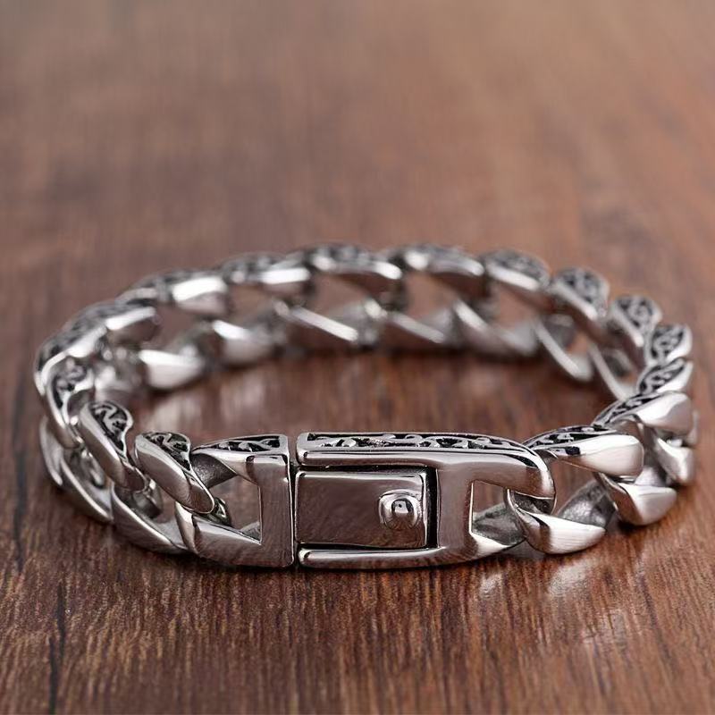 New Retro Punk Fashionable Embossed Pattern Bracelet, Versatile and Simple Bracelet