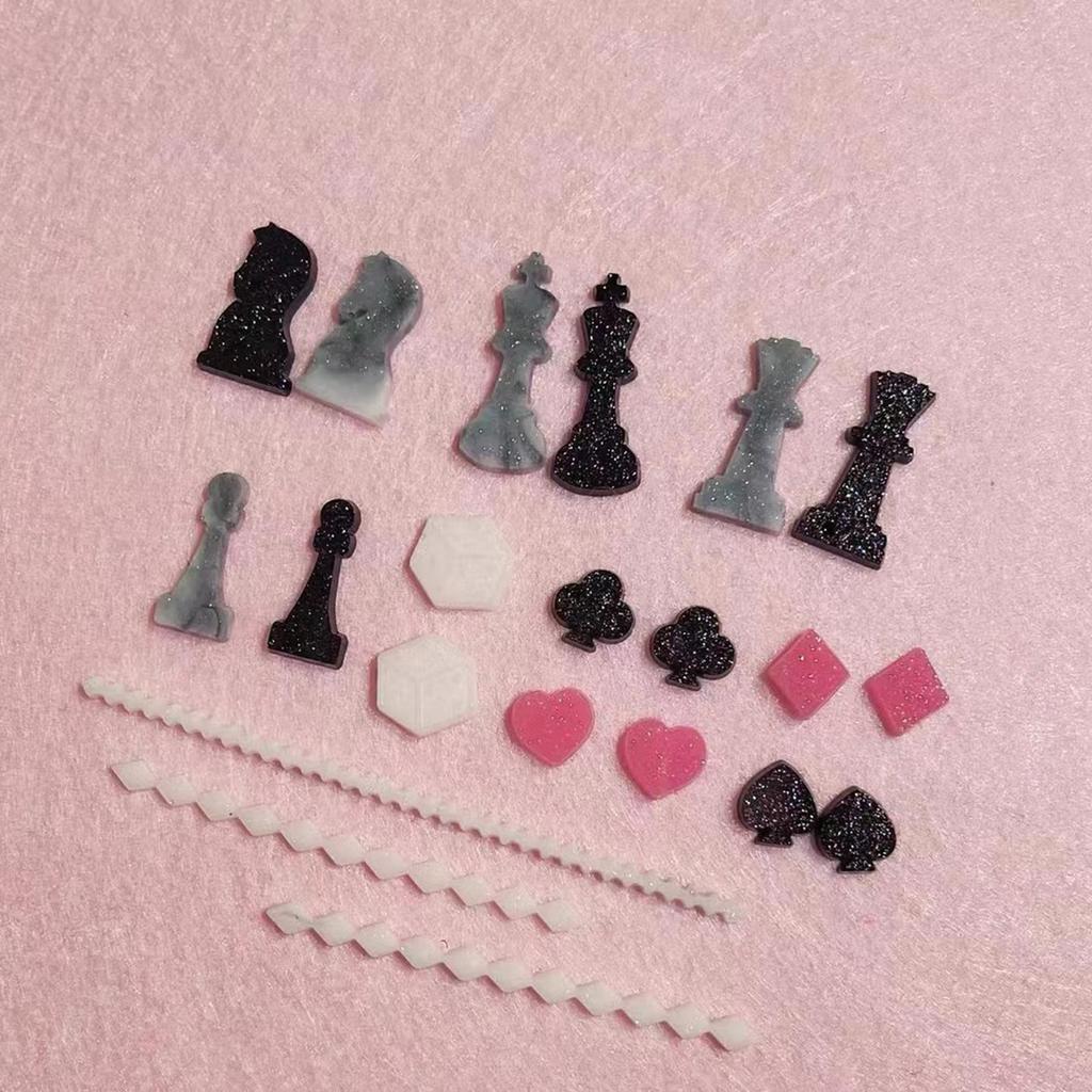 Chess and Cards Making Mould Kit Easy To Clean Silicone Casting Mold Handmade Accessories Mould for Craft Enthusiasts