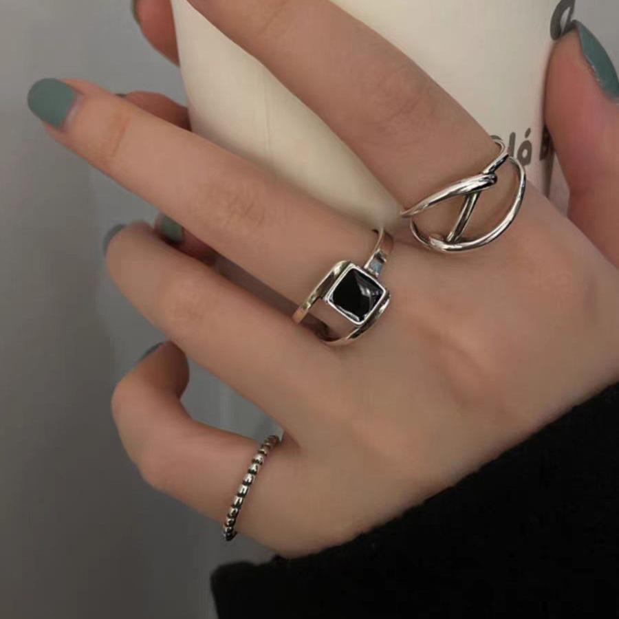 Korean Geometric Retro Hip-Hop Open Ring for Women - Trendy Pinky or Index Finger Accessory