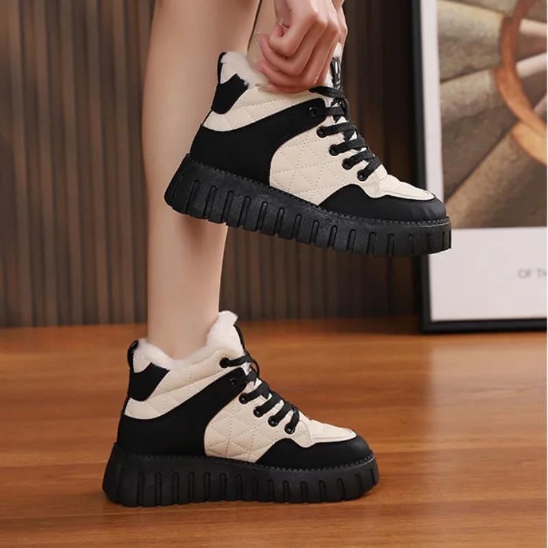 Женские хлопковые туфли Plush 2024 Winter Толстая подошва Comfort Anti Slip Теплые ботильоны на шнуровке на платформе, увеличивающие рост