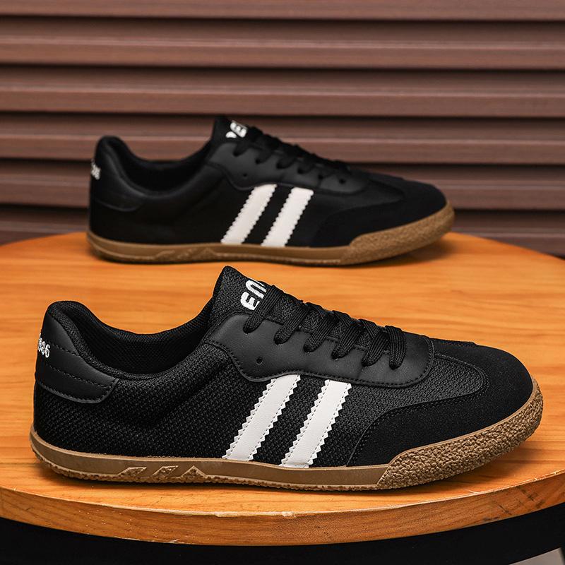 Classic Brand Shoes Men Skateboard Shoes High Quality Outdoor Training Board Shoes Women Anti-Slip Flat Sports Shoes Man White