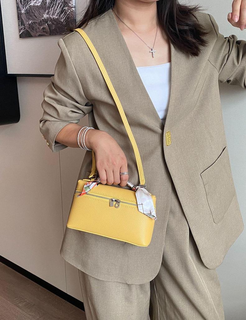 2023 Новая женская сумка-коробка из коровьей кожи: Стильная ручная косметичка через плечо