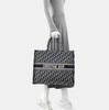 [Pre-Owned] Book Tote Hand-Embroidered Monogram Large Capacity Canvas Tote Bag - Excellent #L5M520