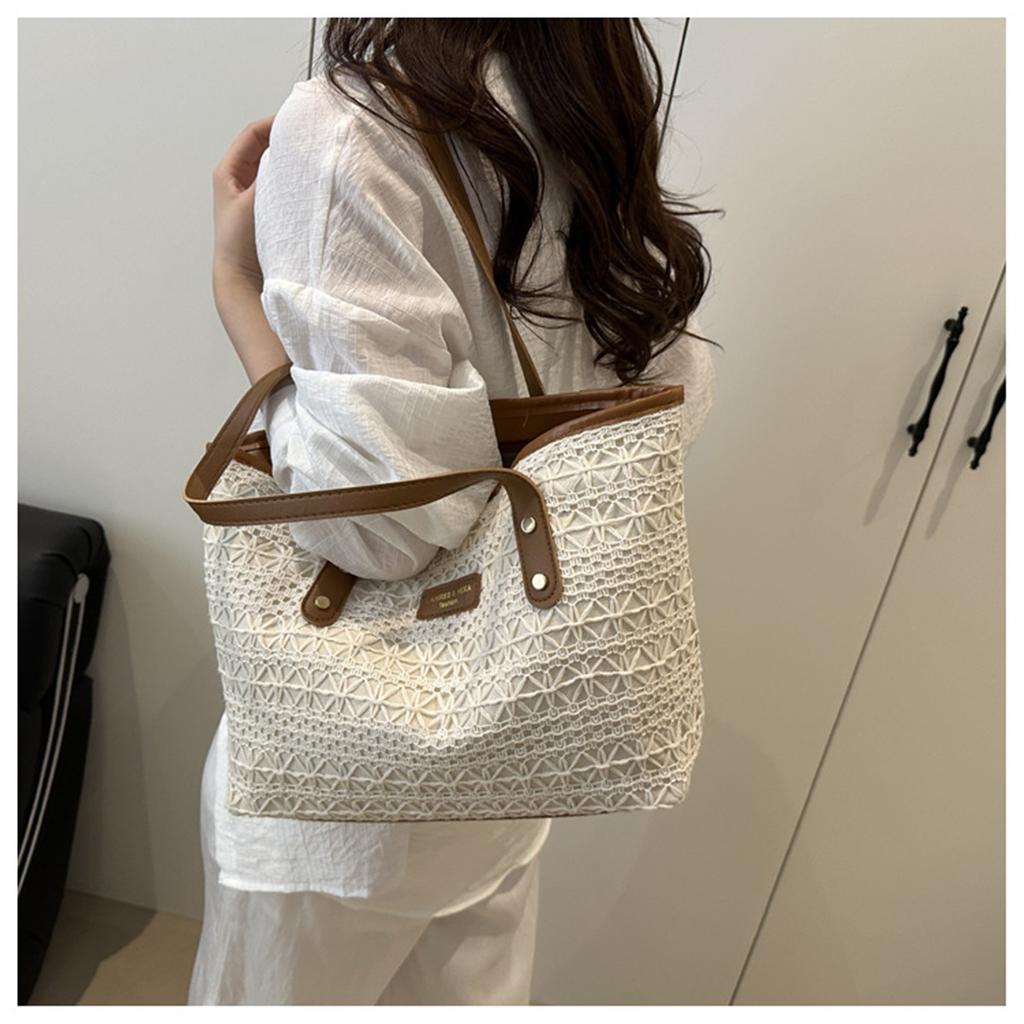 Свежий темперамент Модный дизайн Океаническая цветовая блокировка Соломенная текстура Сумка на одно плечо подмышку Женская