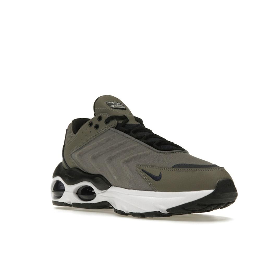 Nike Мужские кроссовки Air Max TW Flat Pewter Obsidian серые, белые, черные DV7721-001