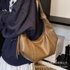 Корейская инс большая вместимость ретро мягкая кожа сумка-пельмень женская ленивый стиль повседневная универсальная通勤 плечевая сумка мессенджер