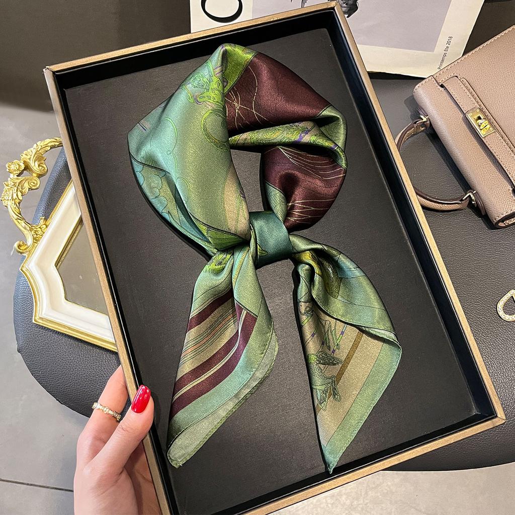 Luxury  Women Mulberry Silk Scarf Fashion Pattern Design Square Scarves Bandanna Wraps Decoration Hairband