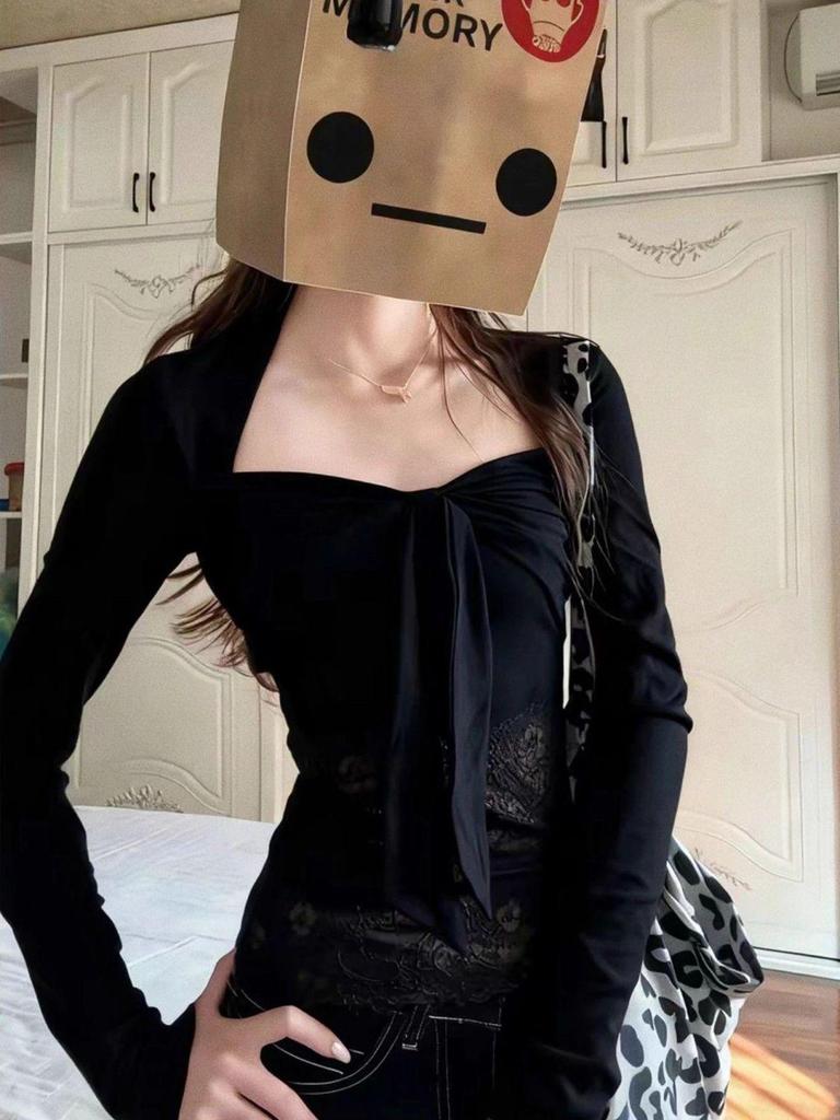 Чистое Желание Кружевная Пэчворк Футболка с Длинным Рукавом - Женская Осенне-Зимняя Нишевый Дизайн Изысканный Топ