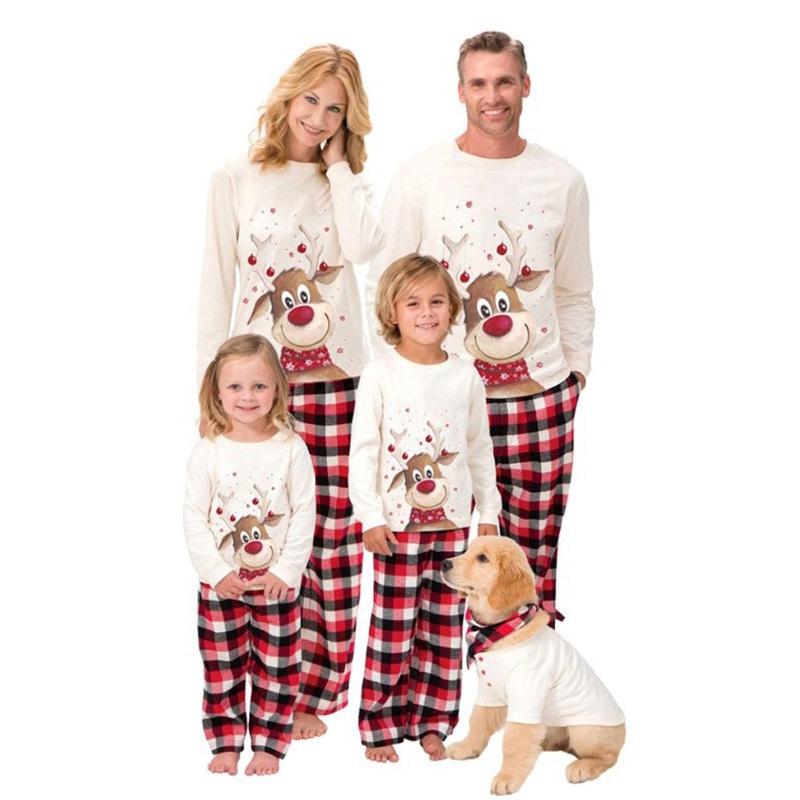 Family Pajama Set For Christmas Soft And Comfortable Fabric Cartoon Pattern Suitable For Spring And Autumn